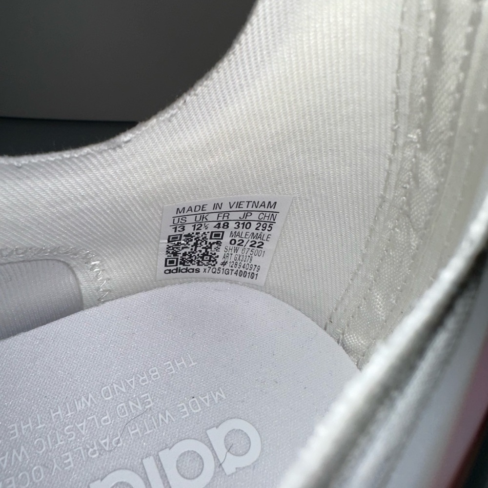 Adidas men’s size 13 - Picture 5 of 6